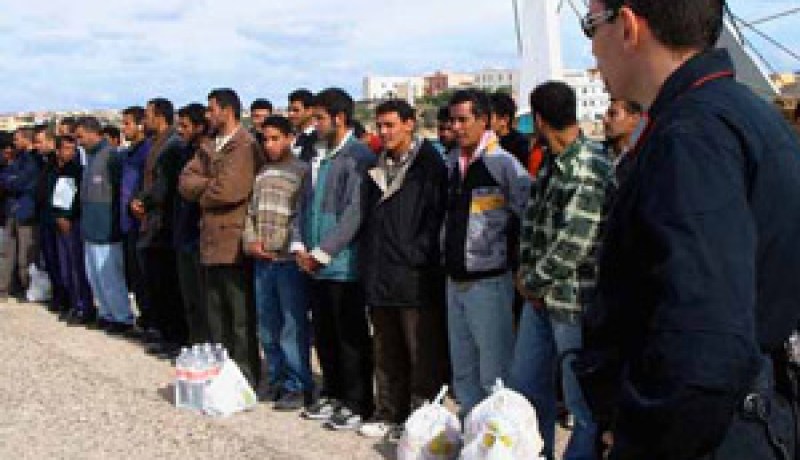 فيما تم تشديد الرقابة على السواحل للتصدي للهجرة السرية:والية مستغانم تحمّل رؤساء الدوائر والبلديات مسؤولية تعطل برامج التشغيل