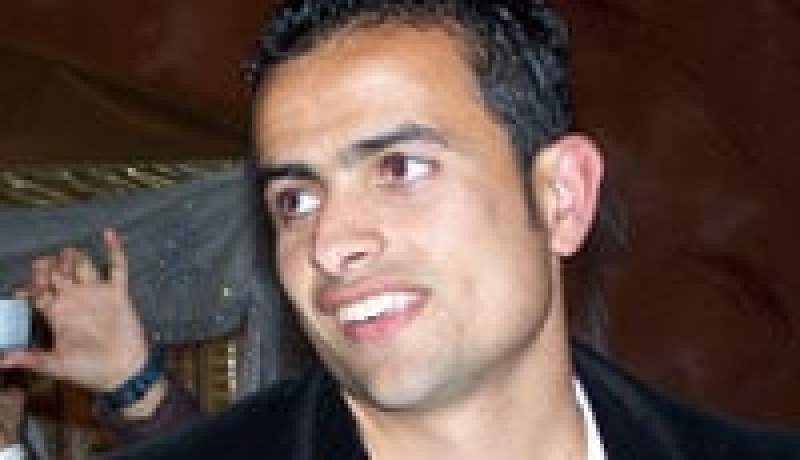 حركات يتعاقد مع شباب بلوزداد