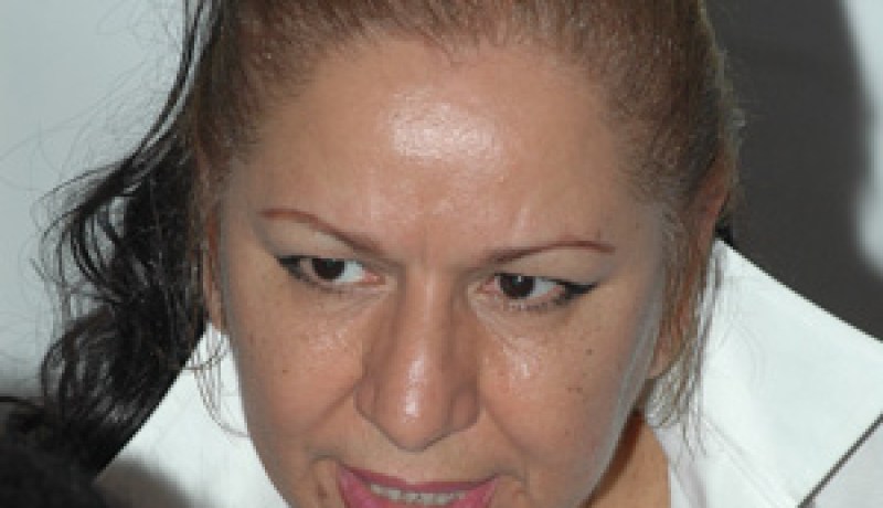 حسيبة عمروش تجري عملية جراحية ناجحة