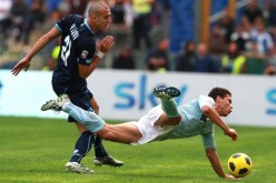 يبدة‮ ‬يلعب 52 ‬دقيقة أمام جنوى ونابولي‮ ‬يطارد الميلان في‮ ‬الصدارة‮ ‬