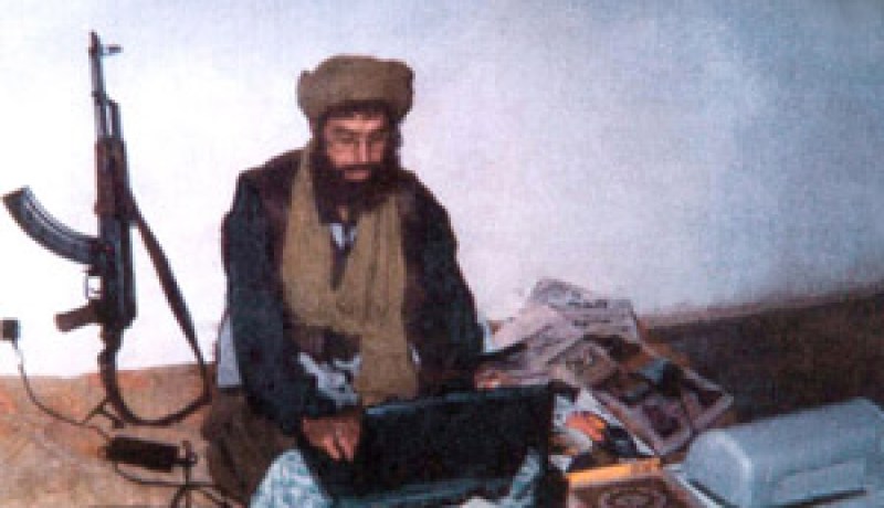 لقد كنت وسيطا بين السلطات وحسان حطاب لمدة خمسة أشهر:حسان حطاب سلم نفسه عشية الاستفتاء على قانون المصالحة الوطنية وقد كنت رهينة لديه وضمان تسليمه