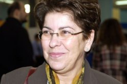 بلخادم ينصب حوادرية ويجمد قرار إنهاء مهامها