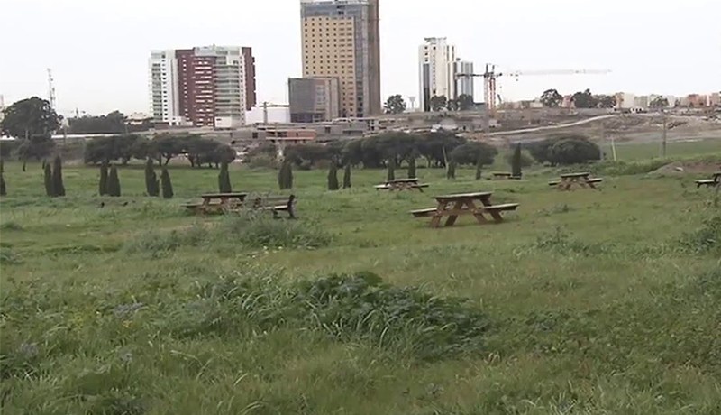 سلال يلغي 150 عقد استفادة لتشييد محلات «برارك» بحظيرة دنيا بارك