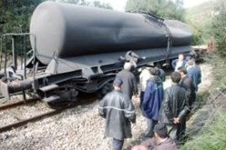 إنحراف قطار لنقل الوقود عن السكة الحديدية بسعيدة