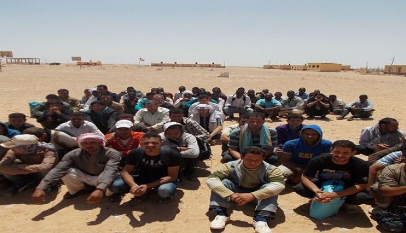مصر تُحبط هجرة 35 شخصاً بينهم 3 أفارقة إلى ليبيا