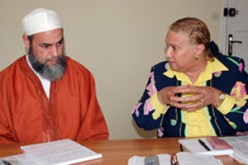 نطالب بقانون يجرّم الدعارة وسوق الجنس بين الكبارورفع قيود الزواج في قانون الأسرة:الصينيون والأفارقة يتاجرون بشرف الجزائريات وسكيكدة قبلة الأوروبيين للمتعة