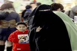 منظمة العفو الدولية تندد بالحكم الصادر في فرنسا حول ارتداء الحجاب