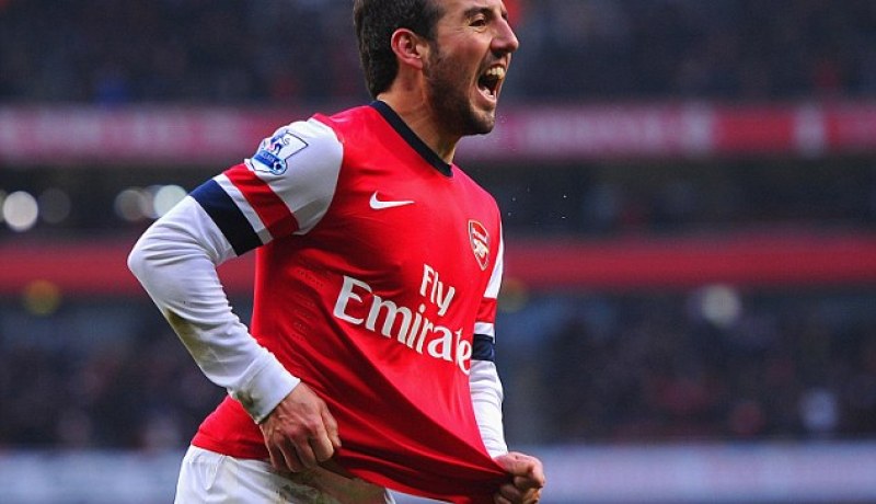 نجم أرسنال السابق يزامل بونجاح الموسم القادم