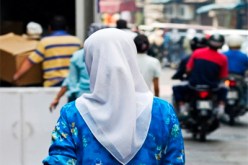 كارثة.. ابنتي تخلع حجابها عند وصولها الجامعة