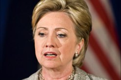 كلينتون تؤكد أن حلف الأطلسي لايشكل أي تهديد لروسيا