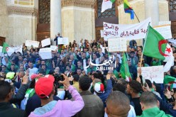 في عيدهم العالمي عمال “UGTA” يحتجون للمطالبة برحيل سيدي السعيد ورموز النظام