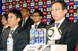 مونديال 2010: جونغ مو ينهي مهمته مدربا لكوريا الجنوبية