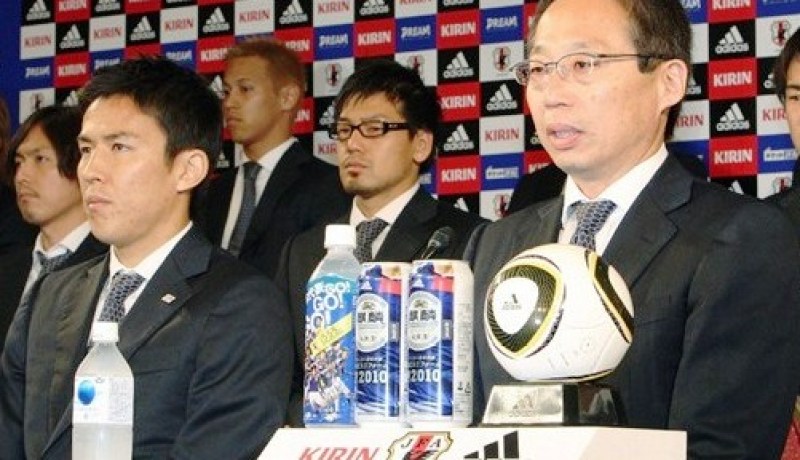 مونديال 2010: جونغ مو ينهي مهمته مدربا لكوريا الجنوبية