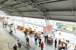 إخلاء مطار مودلين البولندي بعد تهديد بوجود قنبلة