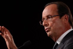 الرئيس هولاند يؤكد مقتل ثلاثة فرنسيين في هجوم تونس