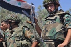 متمردون مسلحون يعدمون 20 جنديا سوريا بالرصاص في شمال البلاد