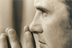 زوجتي‮ ‬تحرق جسد ابنتي‮ ‬الصغيرة وتمارس عليها شتى أنوع العذاب‮!‬