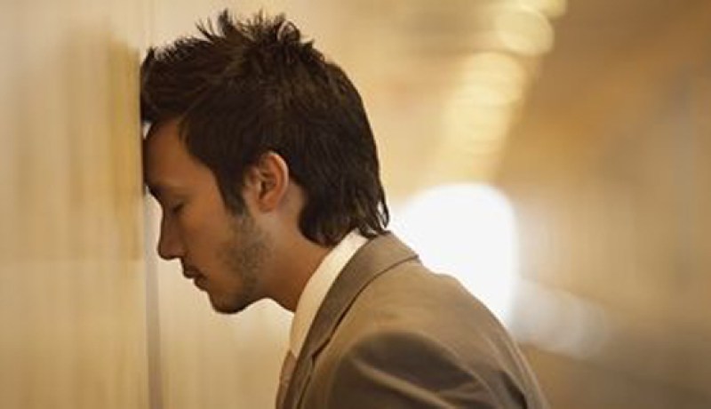 أبحث عمن تريحني‮ ‬من عناء الوحدة وتكون سندي‮ ‬في‮ ‬الحياة