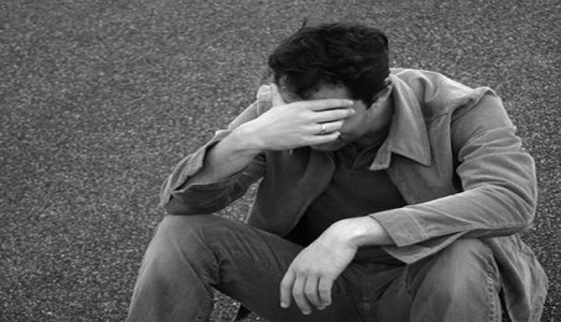 خذلني‮ ‬ابني‮ ‬بهروبه إلى بلاد الكفرة