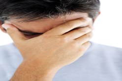 أعيش مع امرأة لئيمة تريد زرع الفساد في‮ ‬بيت التقوى والعفاف