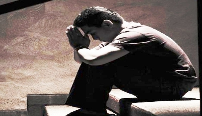 هذا الرجل هزم الشيطان‮ ‬بعد أن أغوته الحياة بمتاع الغرور