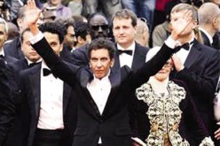 ''خارجون عن القانون'' يُتوّج بذهبيتين في مهرجان دمشق السينمائي