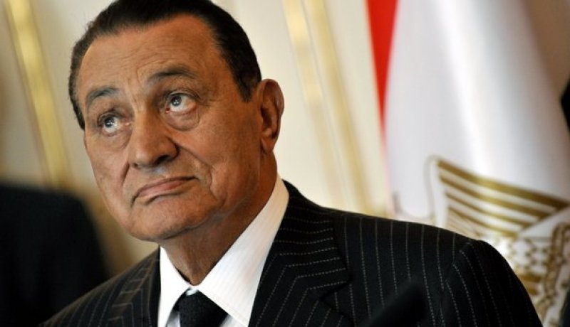 زرت مبارك في المستشفى.. وسبحان المعز المذل