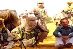 الرهائن الفرنسيون في الساحل على قيد الحياة بحسب وزير فرنسي