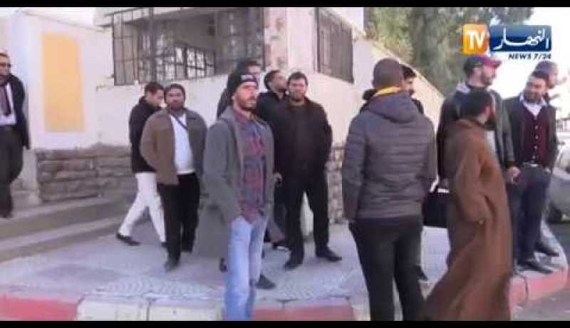 تيسمسيلت.. إقصاء مُنقبة يوقف امتحانات الالتحاق برتبة أستاذ رئيسي في الثانوي