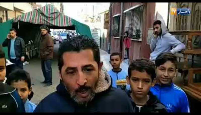 عائلة الحراق الذي لفظت أمواج البحر جثته أمس بمستغانم ينتظرون وصول جثمانه !!