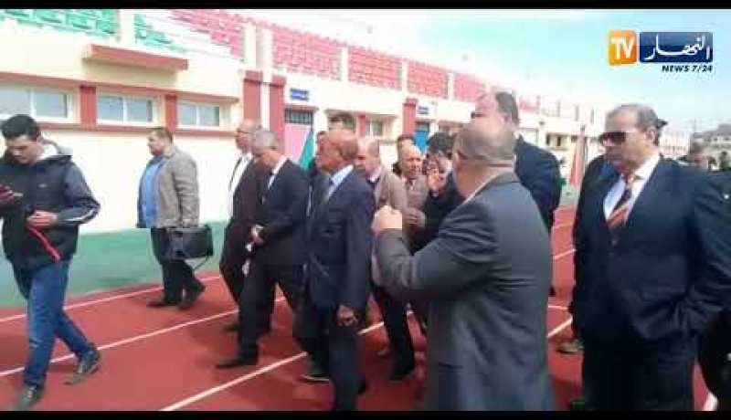 محمد حطاب رفقة  زوخ في زيارة تفقدية لملعب ألعاب القوى ببرج الكيفان