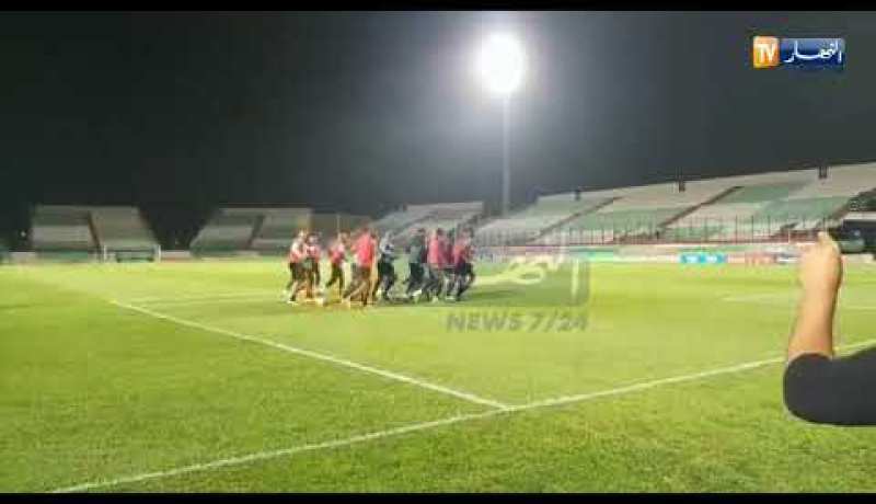 المنتخب البنيني تدرب بتشاكر والمدرب رفض السماح للاعبين بالتصريح‎