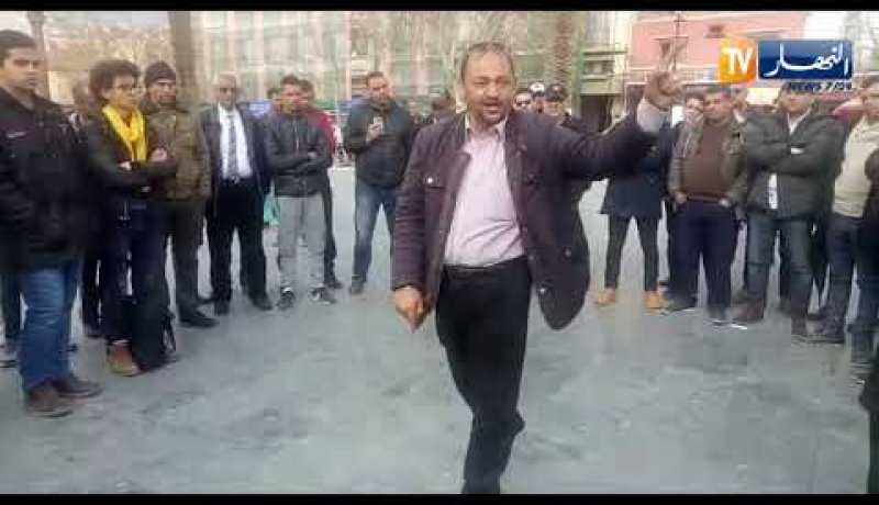 كريم طابو من تيزي وزو ..”الحراك الشعبي صنع اللحمة والمصالحة الوطنية “