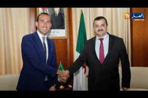 عرقاب يستقبل الوزير الإيطالي في الشؤون الخارجية والتعاون الدولي