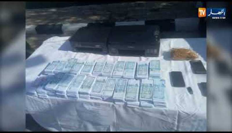 وهران: تفكيك شبكة إجرامية مختصة في ترويج وتزوير العملة الوطنية