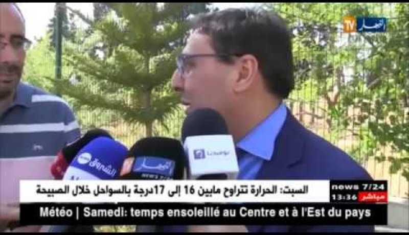 تشييع جثمان الوزير الأسبق للعلاقات مع البرلمان “ماحي خليل” بمقبرة عين البيضاء بوهران