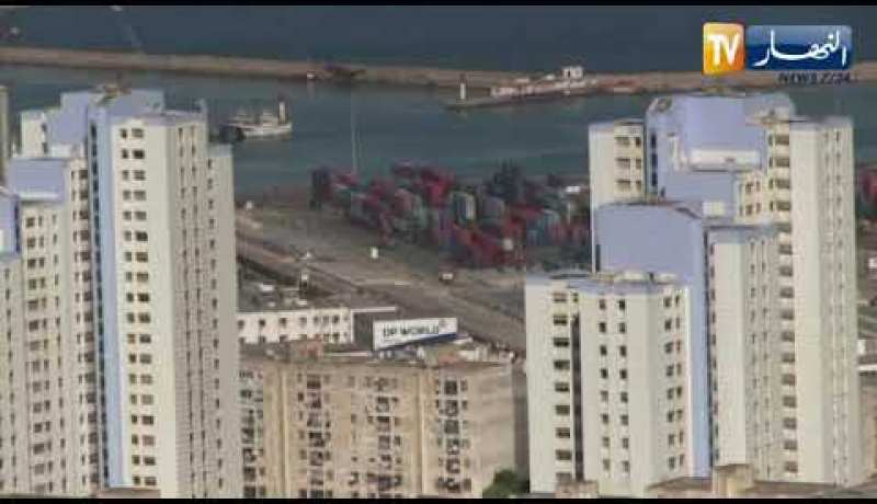 وزير النقل يدعو المتعاملين إلى إرجاع الحاويات لملاك السفن في أقرب وقت