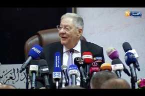 شاهد ماذا قال ولد عباس لصحفي النهار خلال الندوة الصحفية