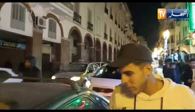 خروج أنصار شباب قسنطينة للاحتفال بالتأهل لنصف نهائي كأس الجمهورية