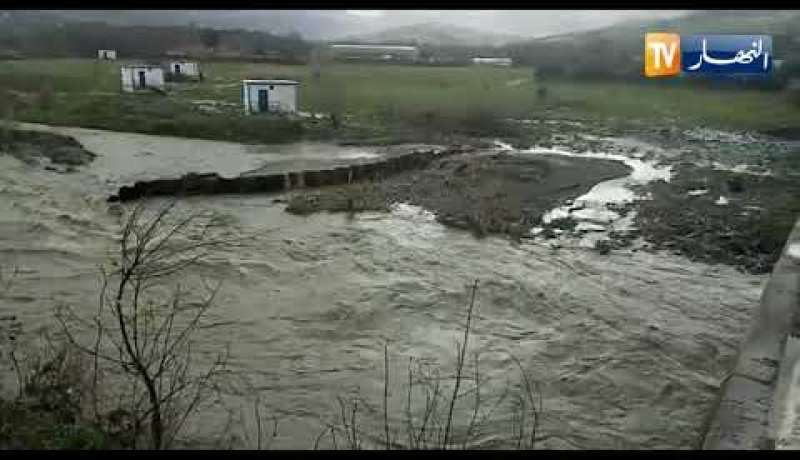 تيزي وزو: إرتفاع منسوب مياه واد سيباو ببوبهير