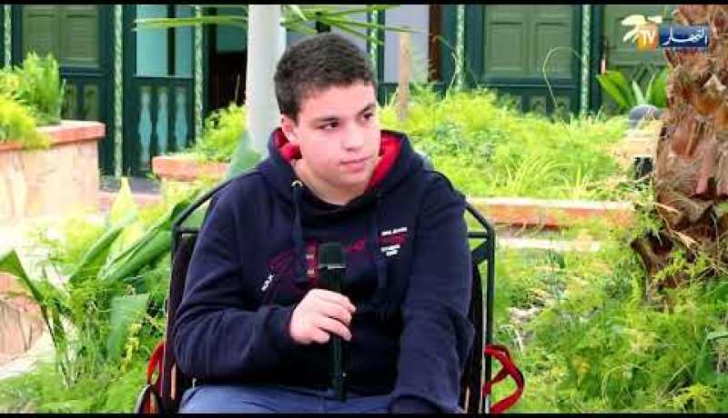 الشباب والقدوة: الشورى والإستشارة  والإستخارة دليل المسلم في حياته