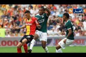 مهدي تاهرت يعود للتدريبات الفردية مع نادي لانس بعد شفائه من الإصابة