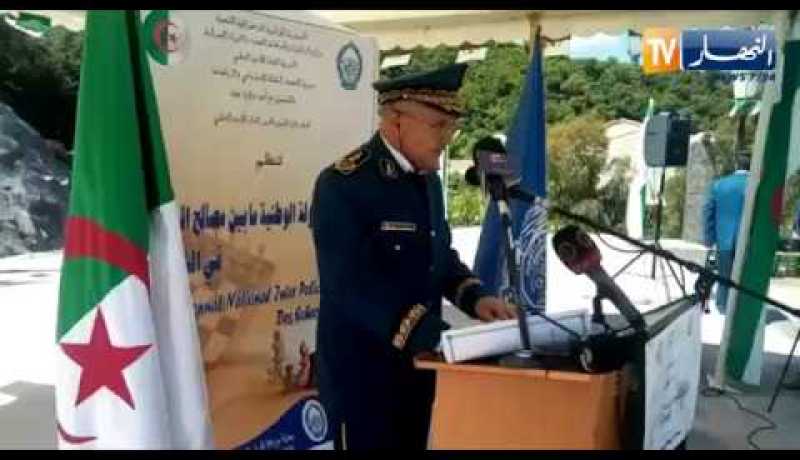 نائب المدير العام للأمن الوطني يشرف على إنطلاق البطولة الوطنية للشطرنج ببجاية