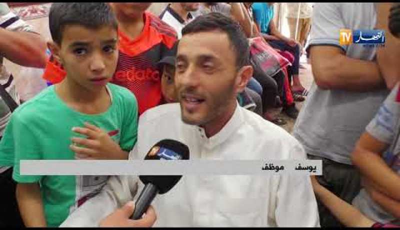 مجتمع: كرسي الحلاق.. الأكثر طلبا عشية عيد الفطر!!