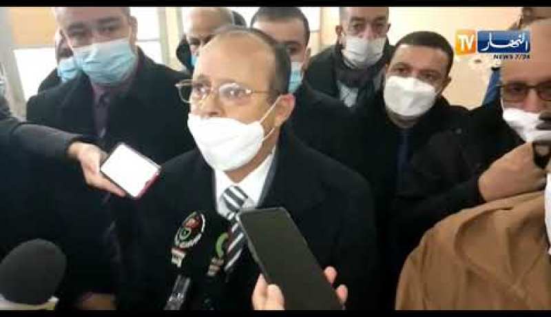 “وزير السكن بسكيكدة: “أولادنا في الحروش ما يحبسوش القراية