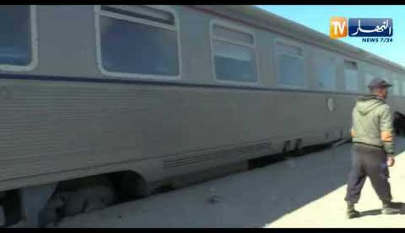 شاهد ما خلفه انحراف قطار بشار_وهران