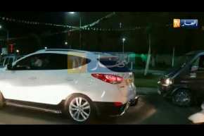 إحتفالات بشوارع “البليدة” بعد قرار رئيس الجمهورية بانهاء مهام والي الولاية