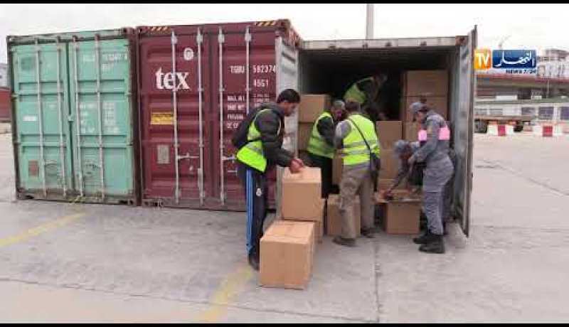 جمارك: حجز 92 ألف وحدة مقلدة بميناء الجزائر منذ 2018