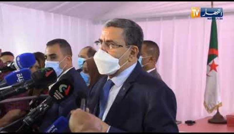 “الوزير الأول :” التنمية ليست فقط في البناء بل في القدرة على التسيير