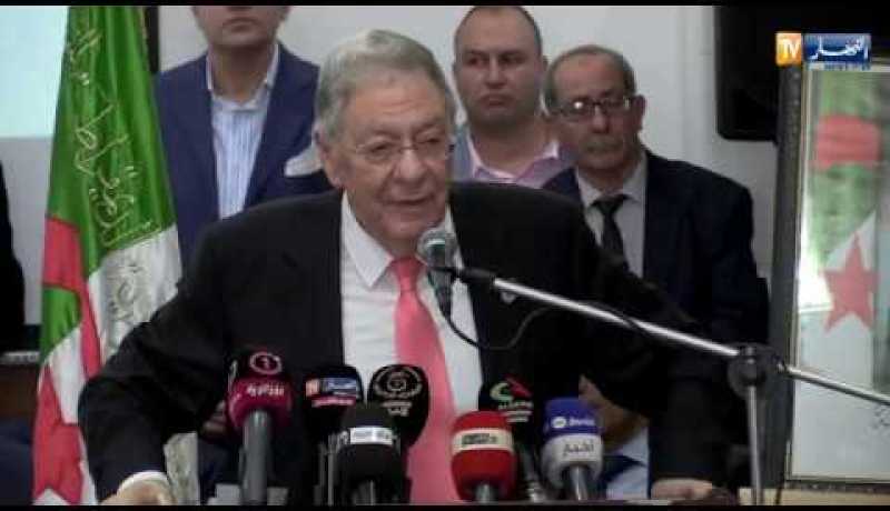 ولد عباس: رجعولنا تصويرة الرئيس.. توحشناه !!